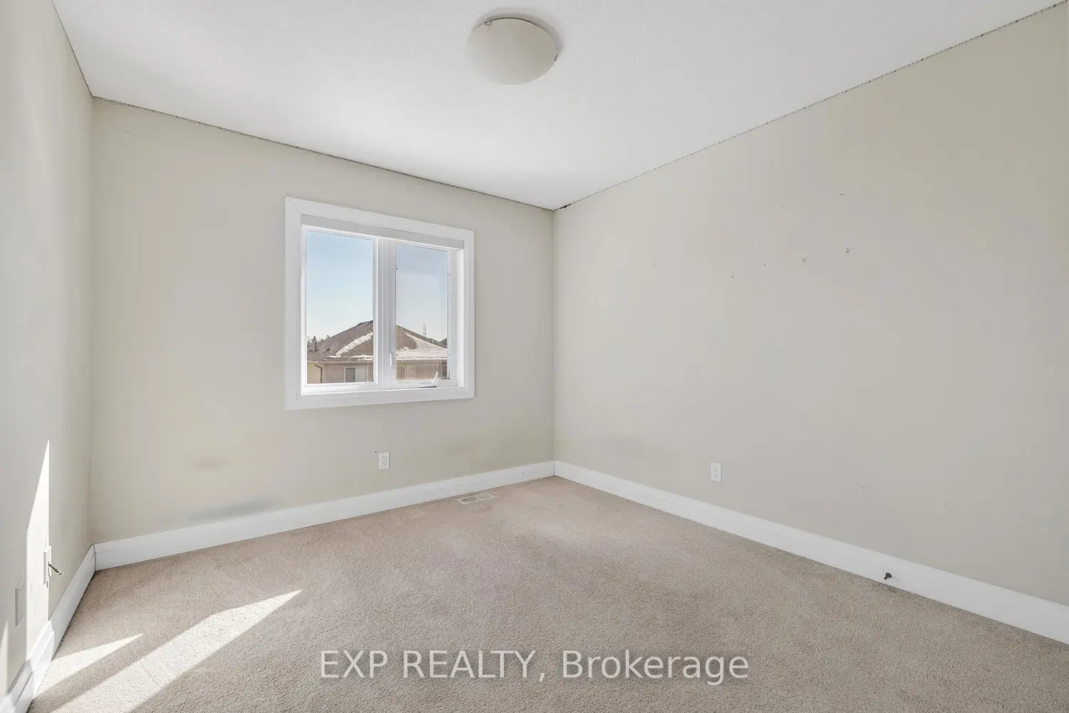 Additional image 14 of 47 Pondcliffe Drive