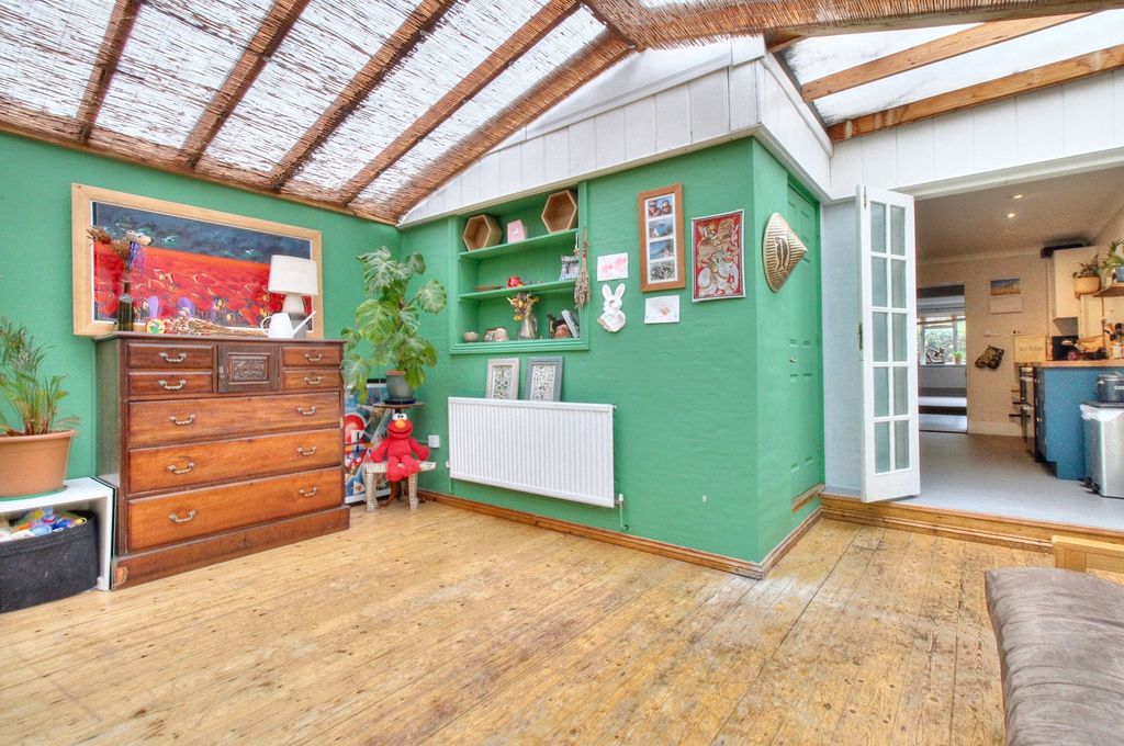 Additional image 8 of 3 bed semi-detached house for saleCalifornia, Woodbridge IP12