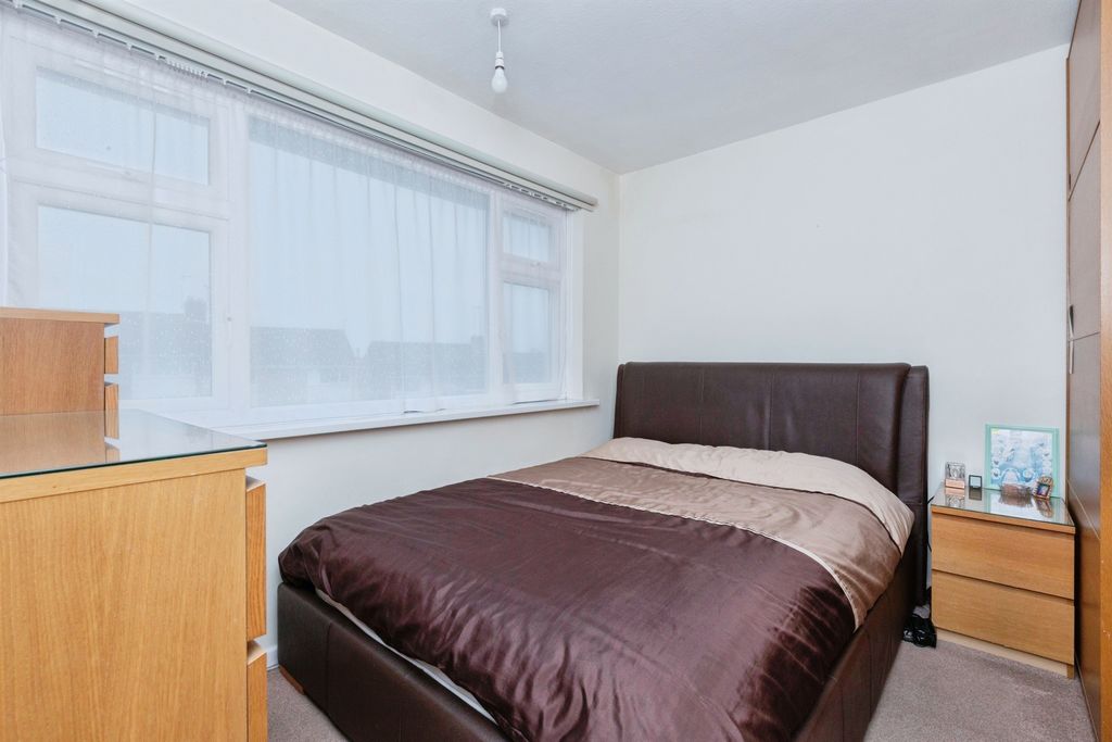 Additional image 13 of 3 bed semi-detached house for saleBarnet Close, Oadby, Leicester LE2