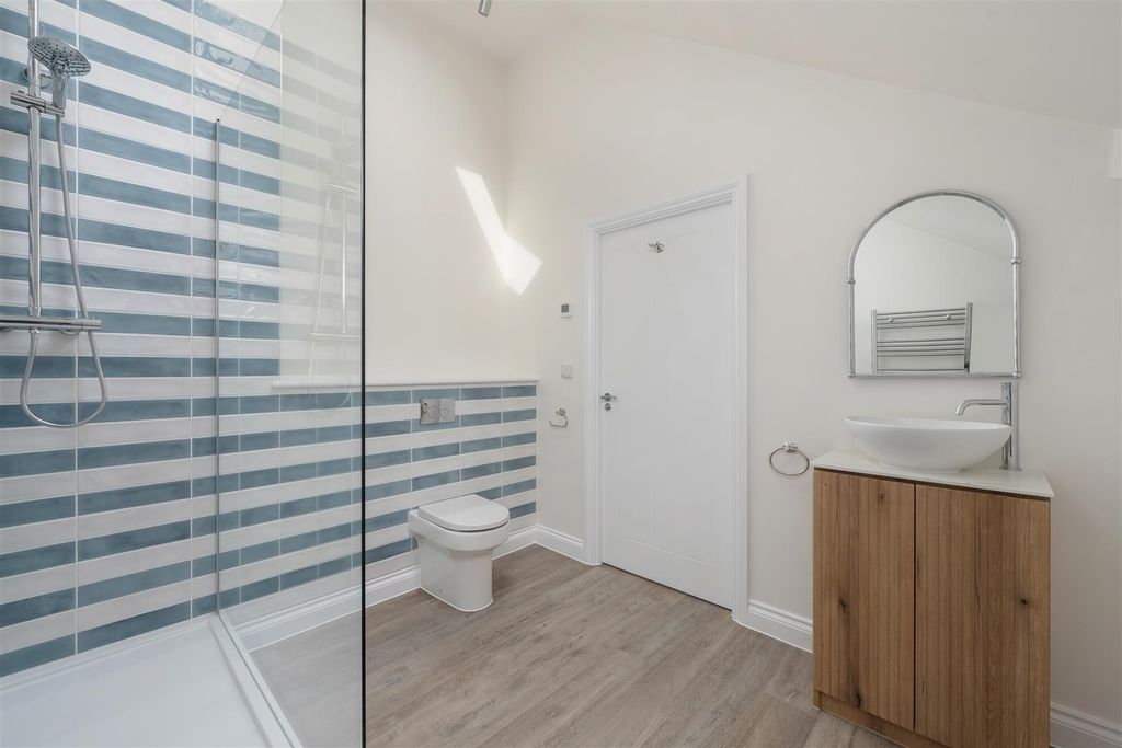 Additional image 23 of 2 bed flat for saleBeach Walk, Whitstable CT5