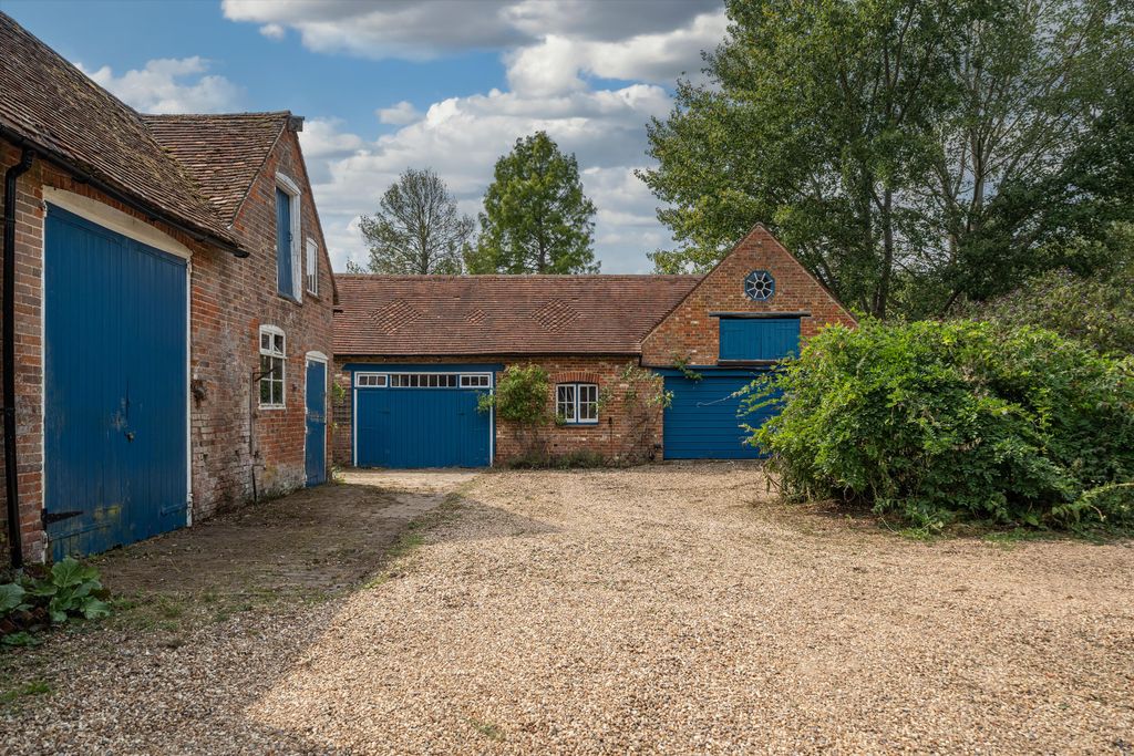 Additional image 28 of 5 bed detached house for saleForest Road, Wokingham, Berkshire RG40