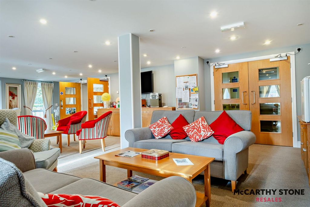 Additional image 46 of 2 bed flat for saleSomers Brook Court, Newport, Isle Of Wight PO30