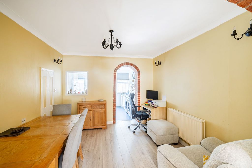 Additional image 5 of 4 bed terraced house for saleGodstone Road, Whyteleafe CR3