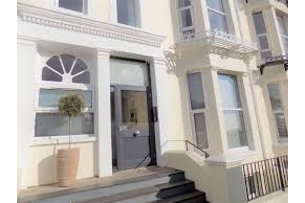 Additional image 2 of 2 bed flat for sale14-15 South Parade, Southsea PO5