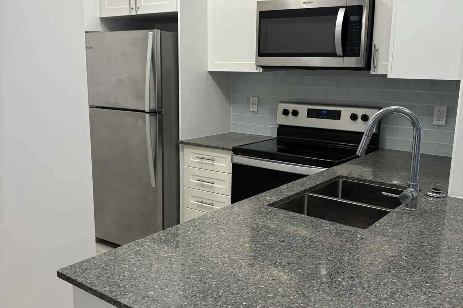 Additional image 8 of 9700 Ninth Line 205