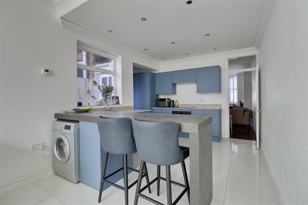 Additional image 10 of 3 bed terraced house for saleOrchard Road, Southsea PO4