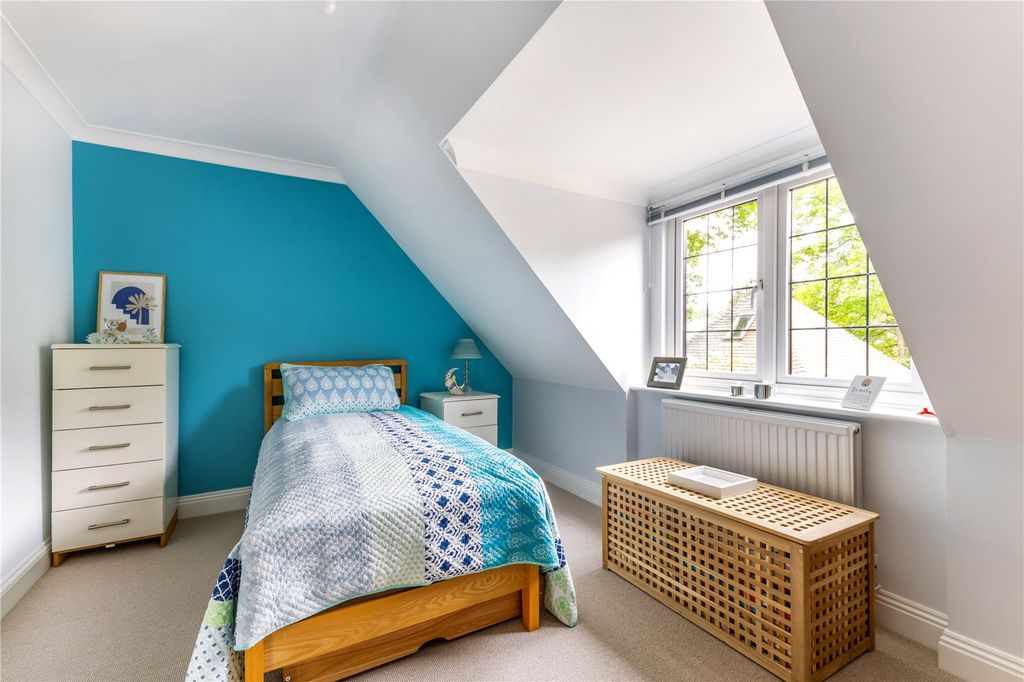 Additional image 17 of 4 bed detached house for saleKiln Ride, Finchampstead, Wokingham RG40
