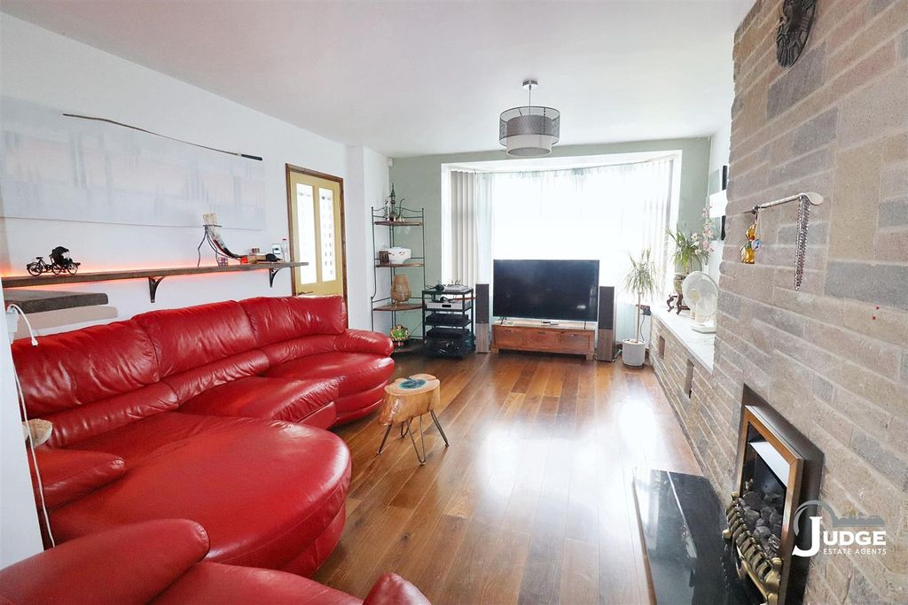 Additional image 5 of 3 bed semi-detached house for saleLedwell Drive, Glenfield, Leicester LE3