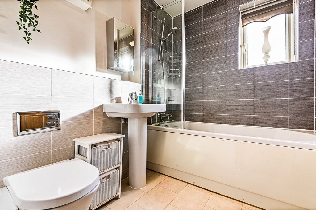 Additional image 17 of 4 bed detached house for saleHawthorn Grove, Sapcote, Leicester LE9