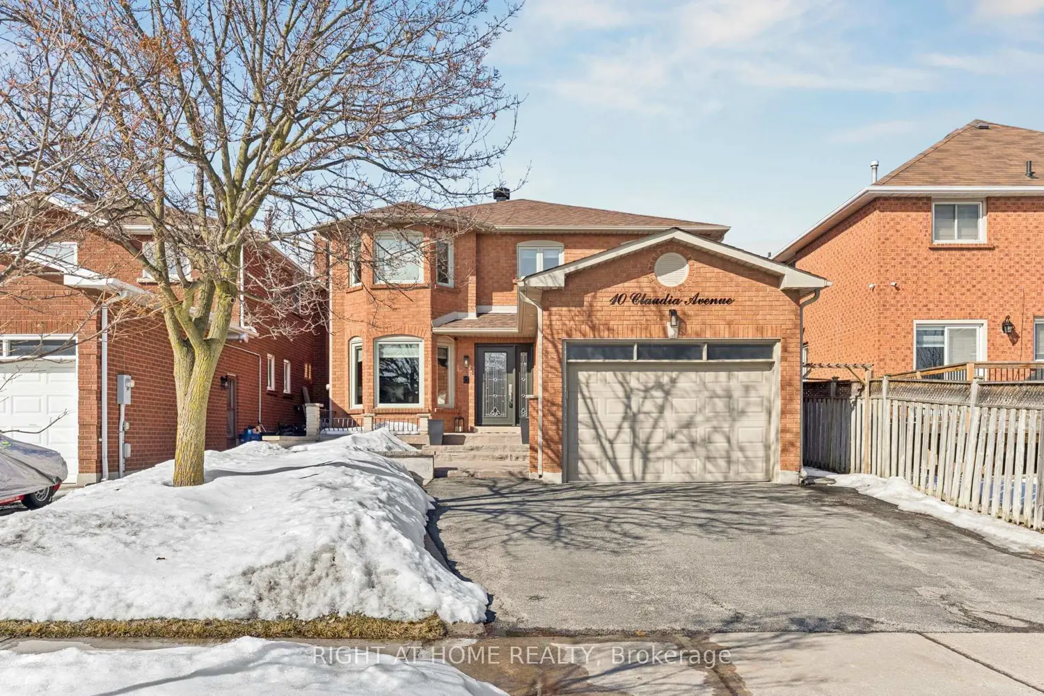 10 Claudia Avenue