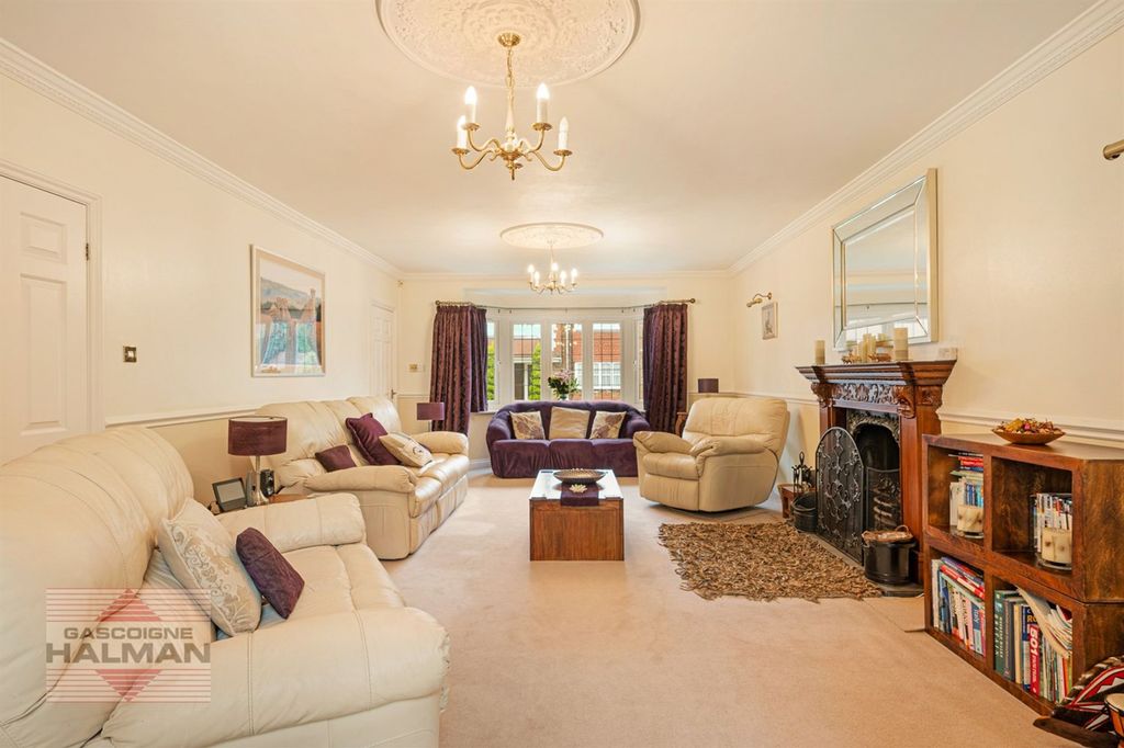 Additional image 4 of 5 bed detached house for saleAvondale Rise, Wilmslow SK9