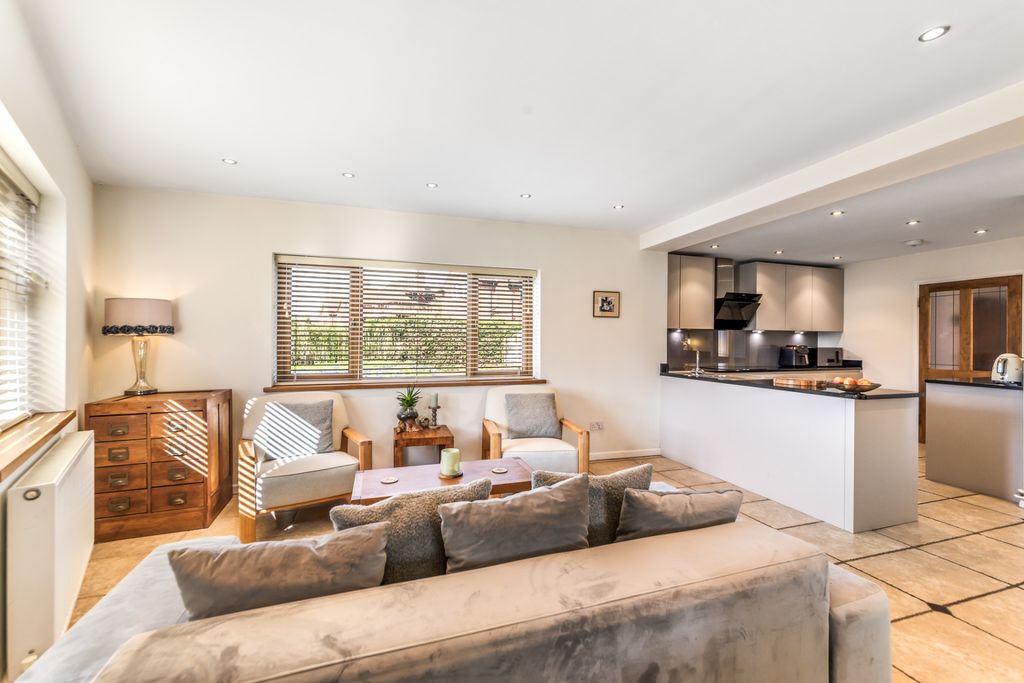Additional image 5 of 4 bed detached house for saleStanmore Road, Worcester WR2
