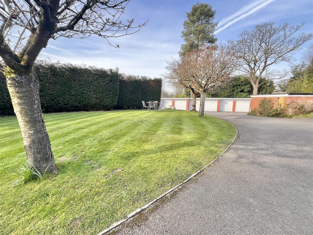 Additional image 15 of 2 bed flat for saleMacclesfield Road, Wilmslow SK9
