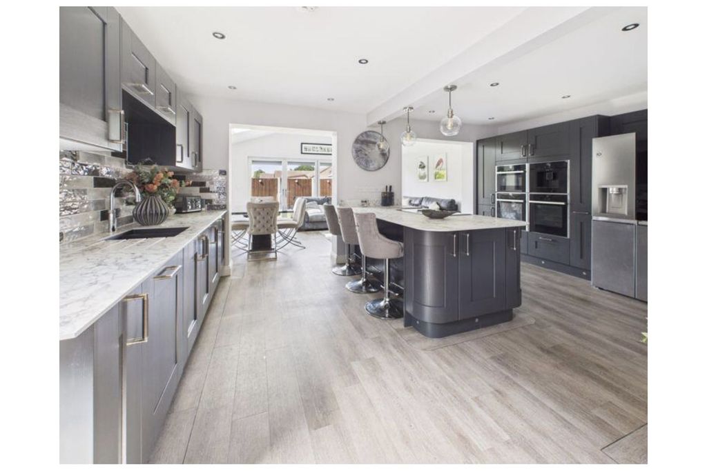 Additional image 3 of 4 bed detached house for saleSt. Leonards Avenue, Woodhall Spa LN10
