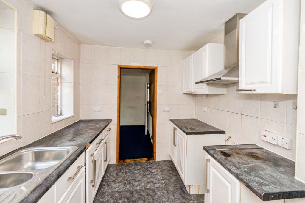 Additional image 7 of 3 bed terraced house for salePortswood Road, Southampton SO17