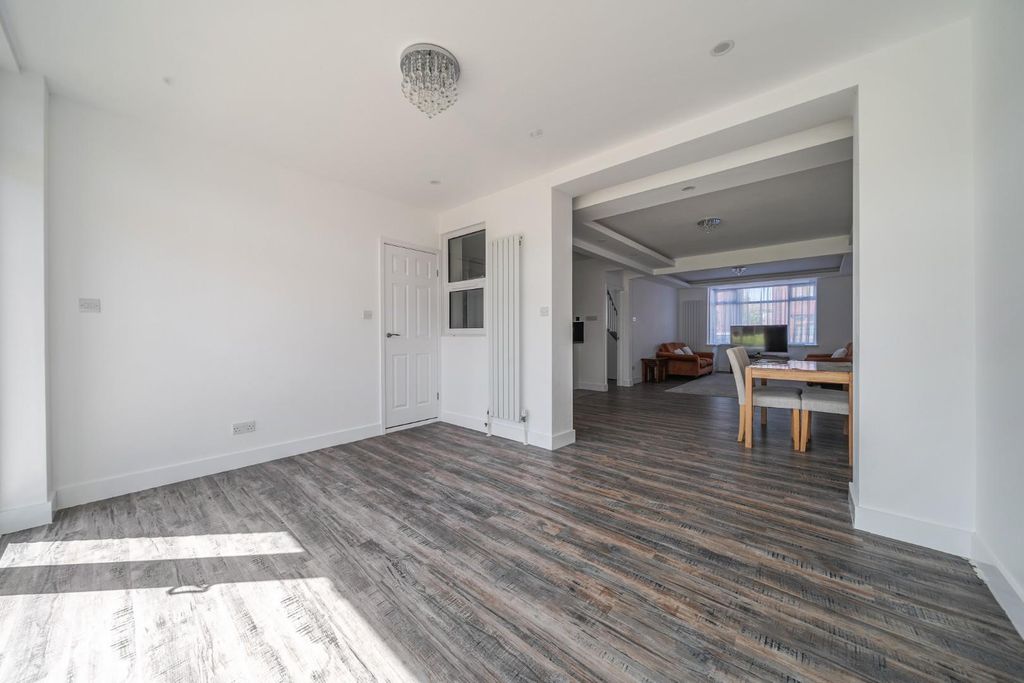 Additional image 5 of 3 bed semi-detached house for saleCompton Road, Portsmouth PO2