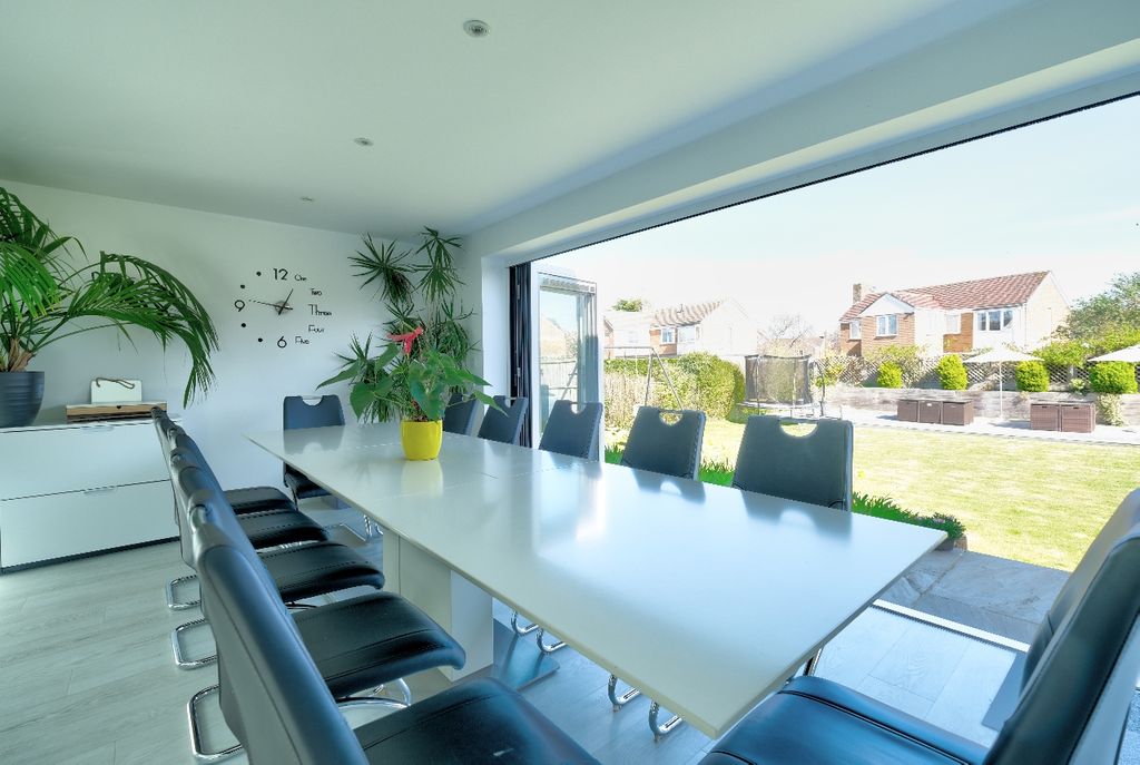 Additional image 13 of 4 bed detached house for saleCrecy Walk, Woodstock OX20