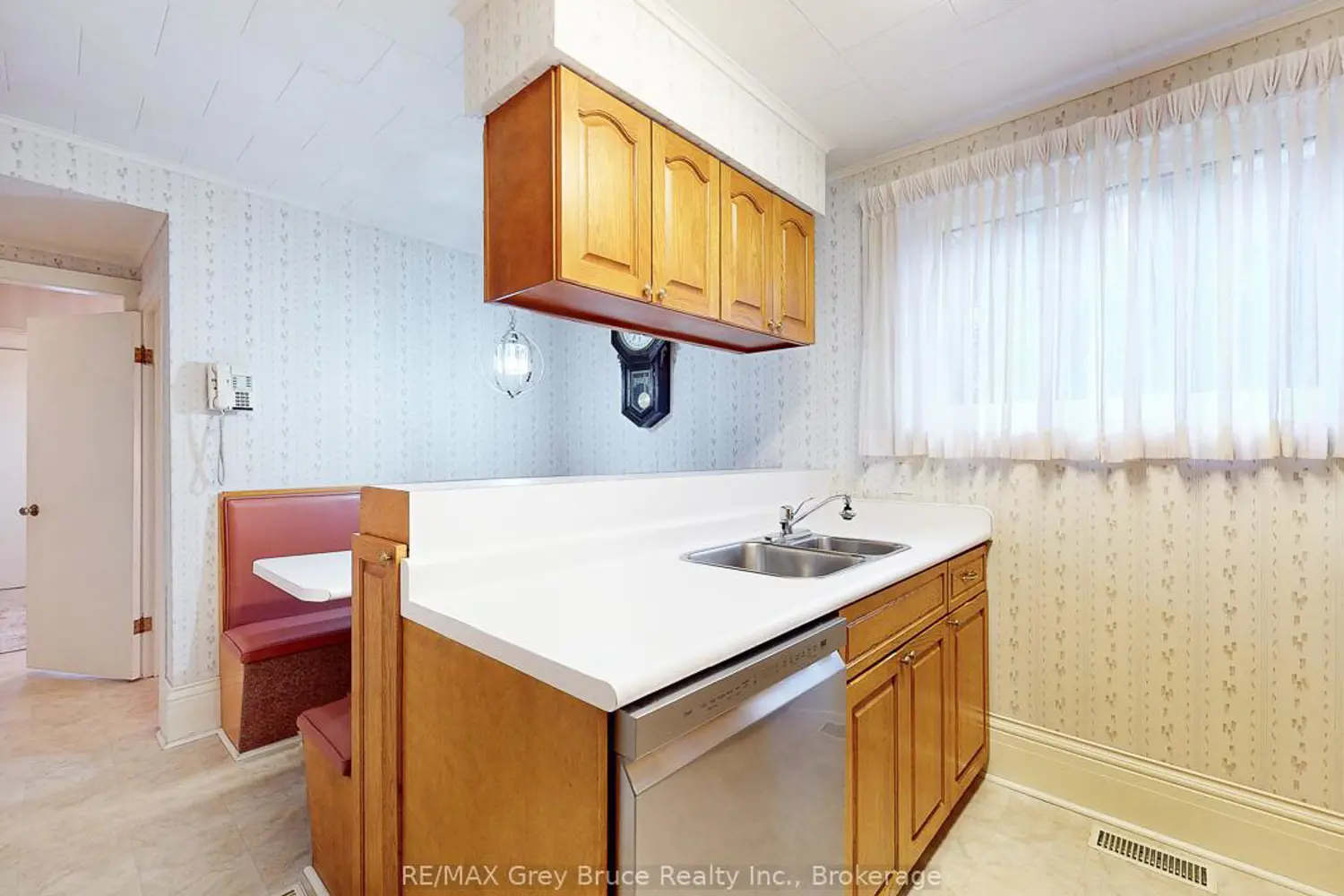 Additional image 8 of 714 4Th Avenue