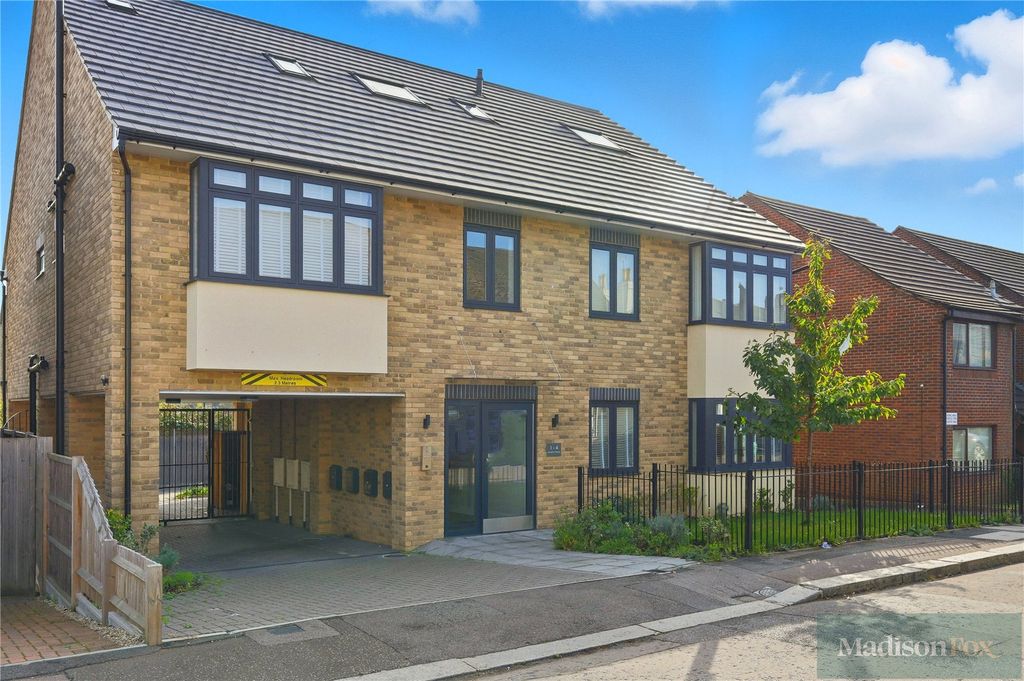 Additional image 18 of 3 bed flat for saleWest Grove, Woodford Green IG8