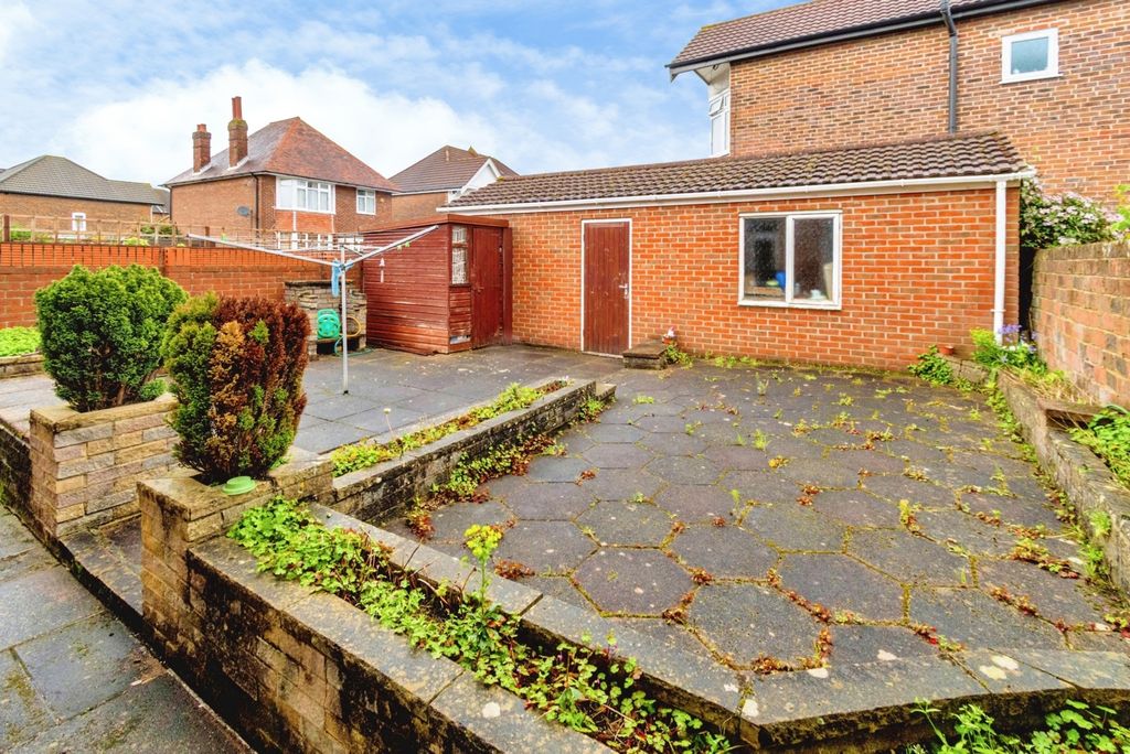 Additional image 16 of 3 bed semi-detached house for saleTwyford Avenue, Upper Shirley, Southampton, Hampshire SO15