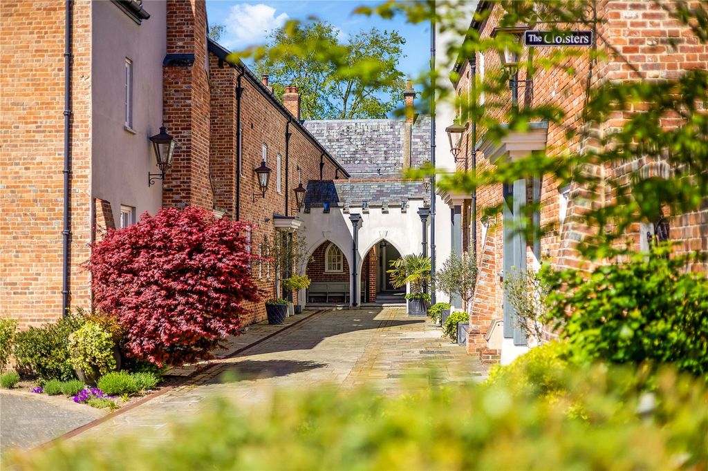 Additional image 36 of 4 bed detached house for saleThe Cloisters, Stapehill Abbey, Wimborne, Dorset BH21