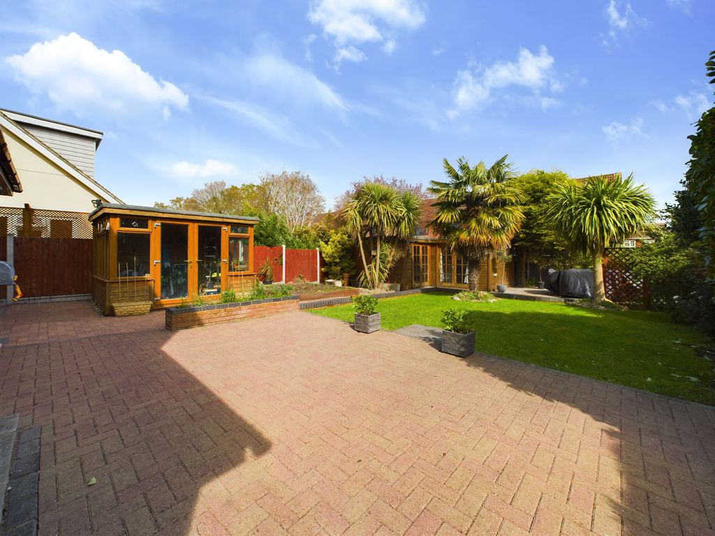 Additional image 23 of 4 bed detached house for saleRectory Grove, Wickford SS11