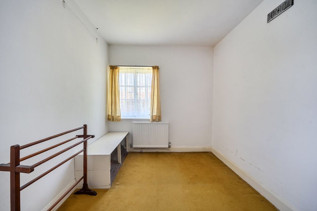 Additional image 9 of 4 bed semi-detached house for saleUplands Way, Highfield, Southampton, Hampshire SO17