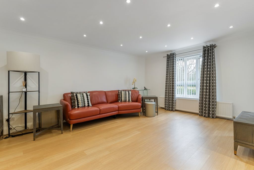 Additional image 9 of 2 bed flat for saleSheet Street, Windsor SL4