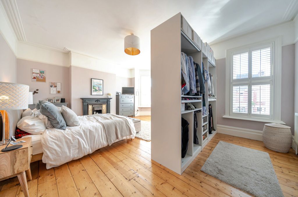 Additional image 8 of 4 bed semi-detached house for saleThornbury Avenue, Shirley, Southampton, Hampshire SO15