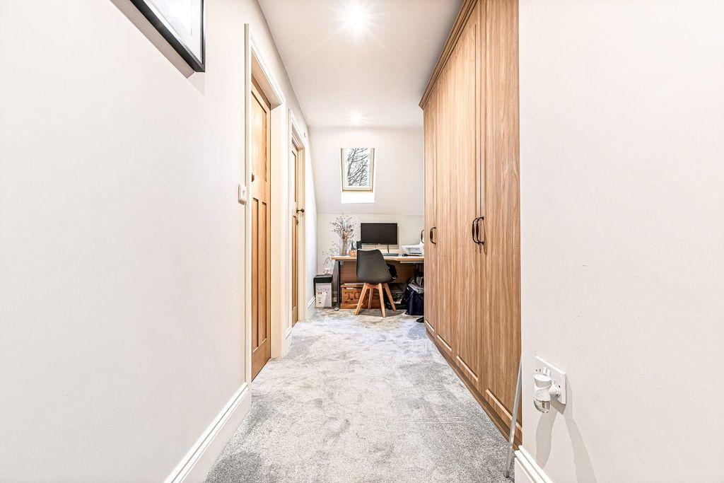Additional image 21 of 4 bed detached house for saleAvenue Road, Queniborough, Leicester LE7