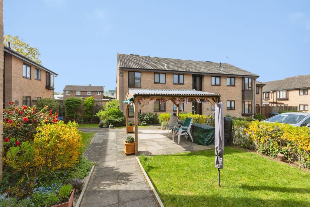 Additional image 13 of 2 bed flat for saleVale End, Leicester LE7