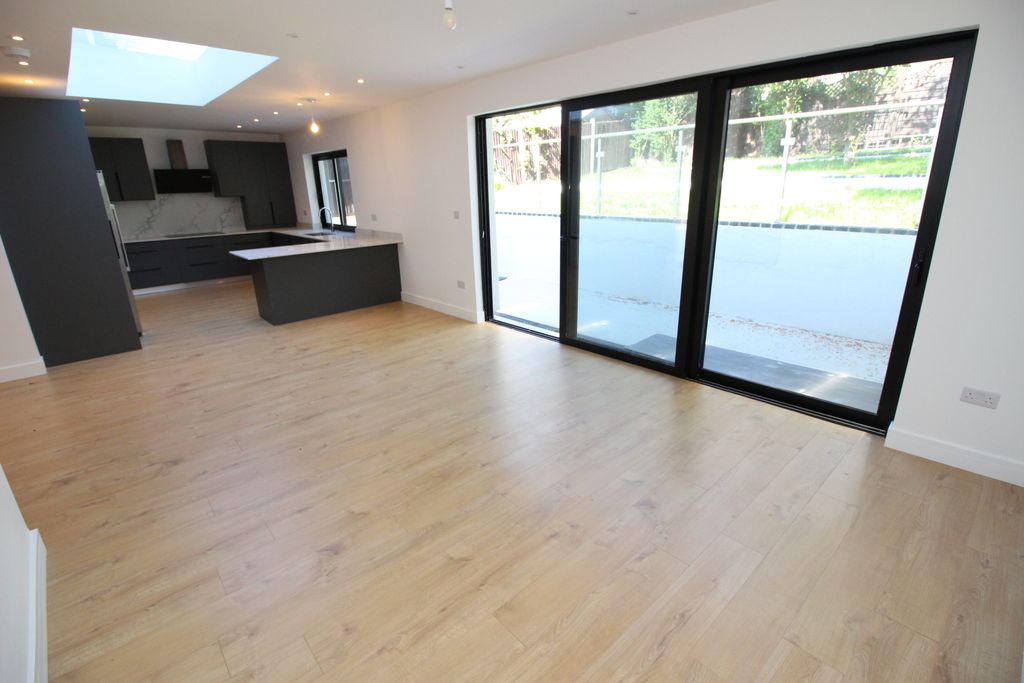 Additional image 3 of 4 bed detached bungalow for saleDonnington Road, Worcester Park KT4