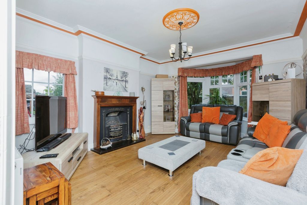 Additional image 4 of 4 bed detached house for saleLutterworth Road, Blaby LE8