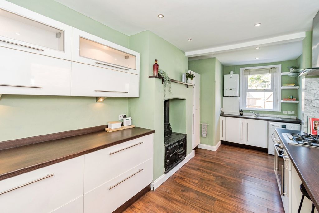 Additional image 7 of 3 bed terraced house for salePriory Road, Southampton, Hampshire SO17