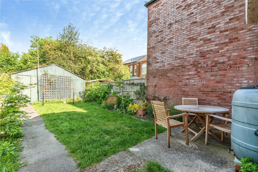 Additional image 21 of 4 bed semi-detached house for saleSuffolk Avenue, Shirley, Southampton, Hampshire SO15