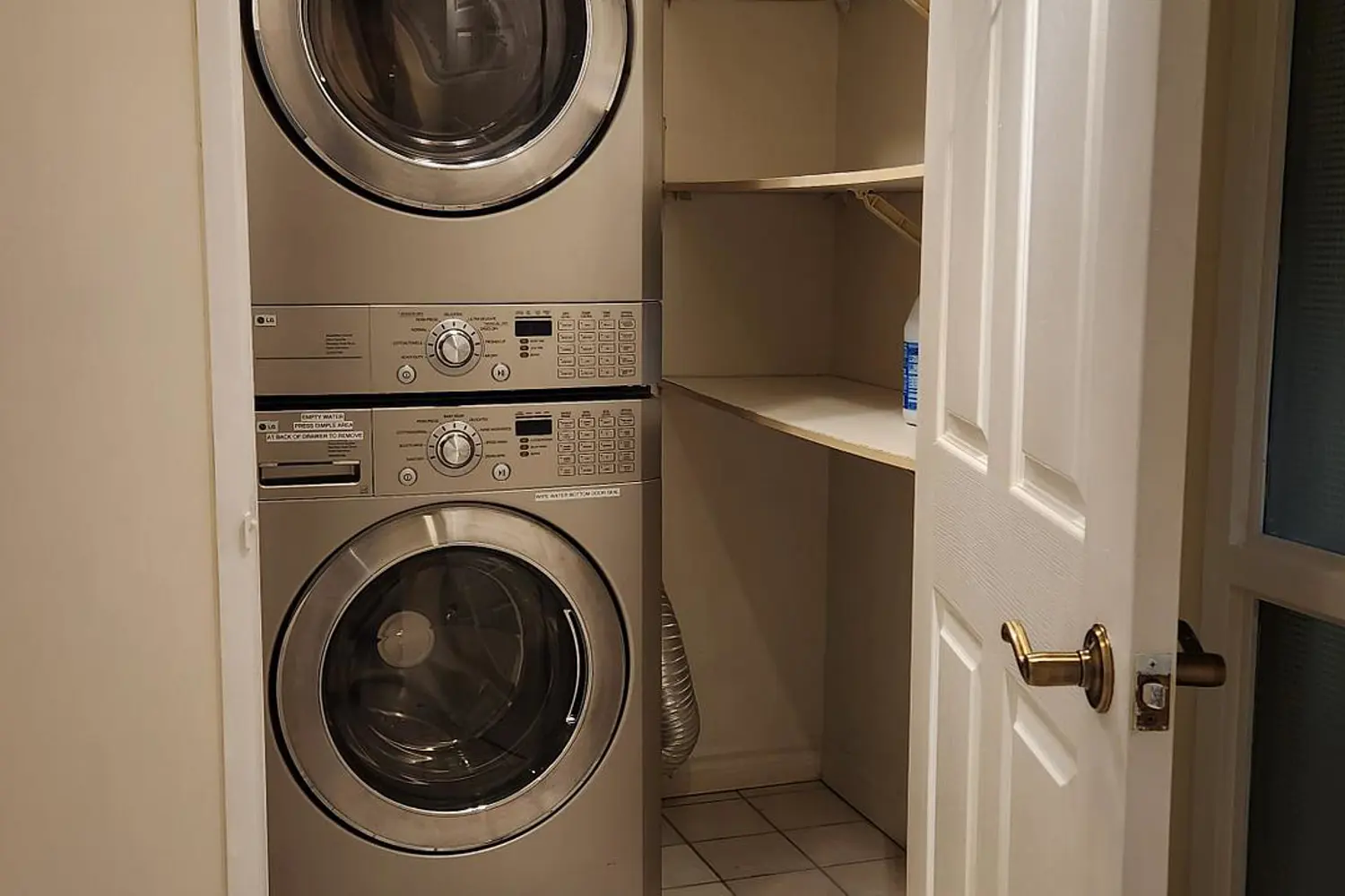 Additional image 16 of 115 Bonis Avenue 211