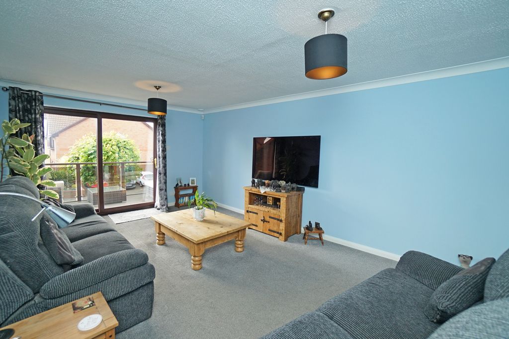 Additional image 11 of 3 bed town house for saleCarne Place, Port Solent PO6