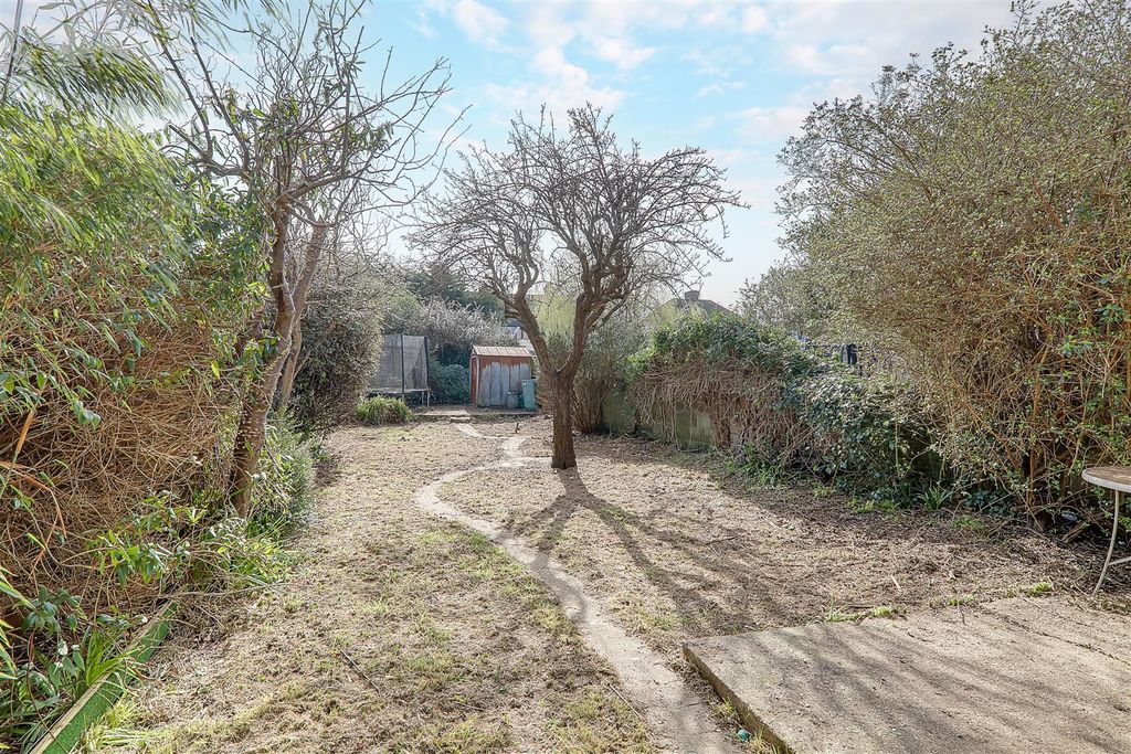 Additional image 2 of 3 bed end terrace house for saleGoldsmith Road, Worthing BN14