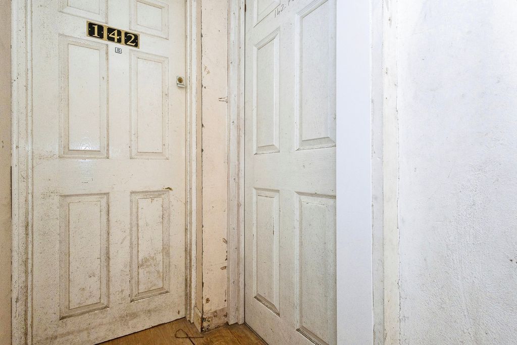 Additional image 14 of 2 bed flat for saleHighland Road, Southsea PO4