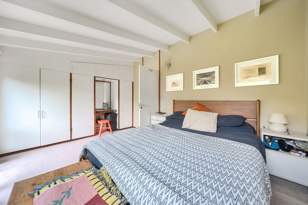 Additional image 6 of 3 bed maisonette for saleEdinburgh Gardens, Windsor SL4