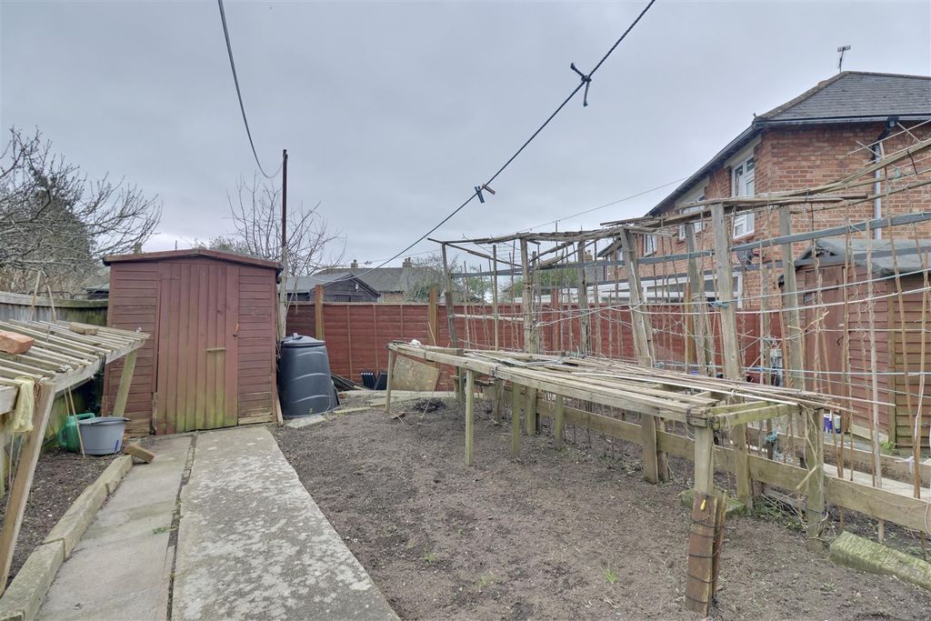Additional image 5 of 3 bed semi-detached house for saleDeal Road, Portsmouth PO6
