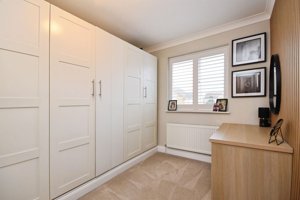 Additional image 13 of 5 bed detached house for saleCranfield Park Road, Wickford SS12