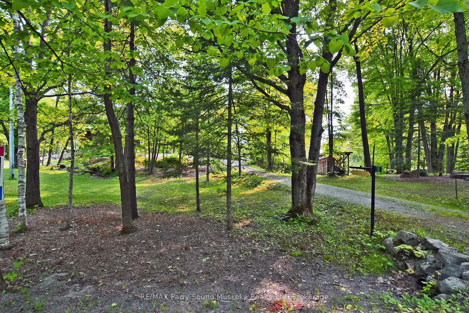 Additional image 13 of 38 Shebeshekong Estates Road