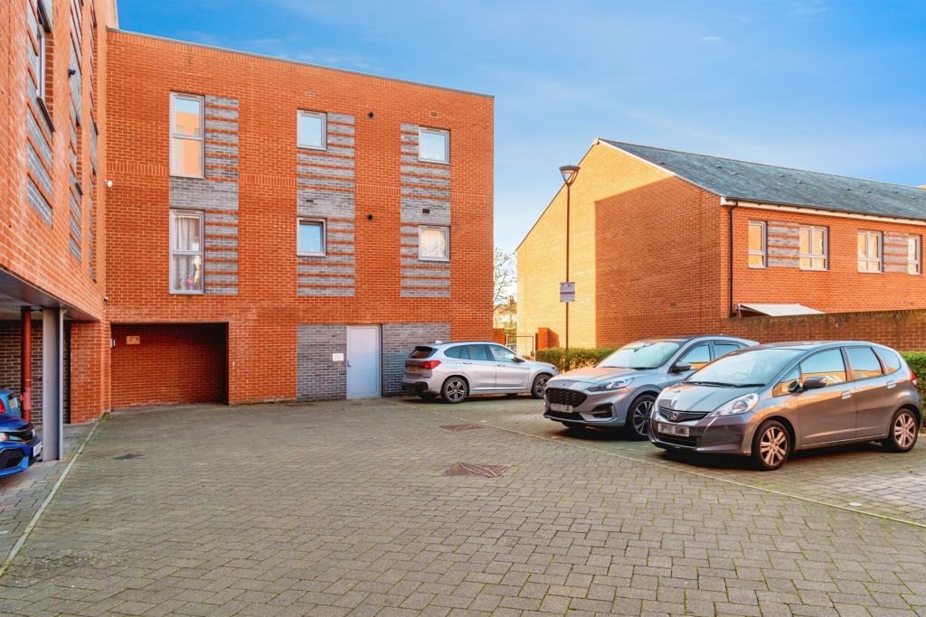 Additional image 13 of 3 bed flat for saleMeridian Way, Southampton SO14