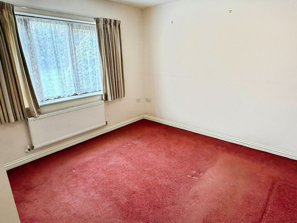 Additional image 10 of 2 bed flat for saleHoneywell Close, Oadby LE2