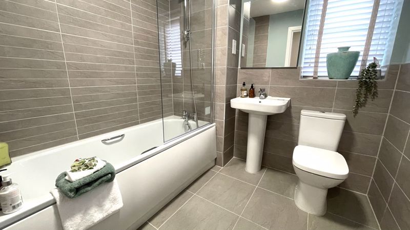 Additional image 10 of 2 bed detached bungalow for saleHotchkin Gardens, Tattershall Road, Woodhall Spa LN10