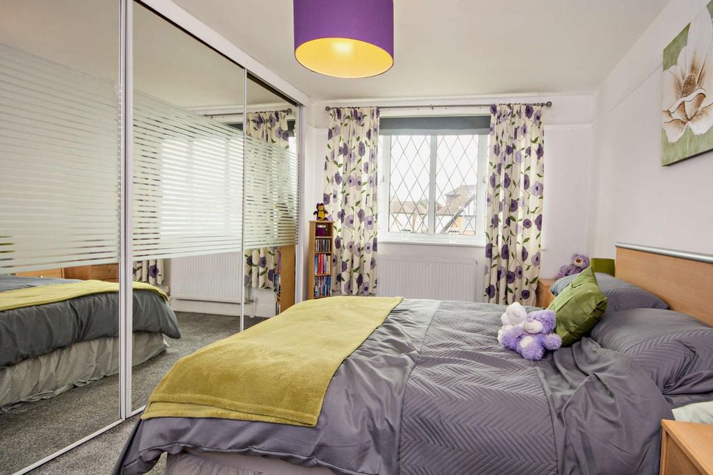 Additional image 14 of 3 bed semi-detached house for saleBrownrigg Road, Ashford TW15