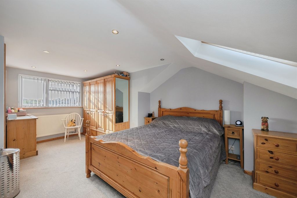 Additional image 15 of 4 bed terraced house for saleMeon Road, Southsea PO4