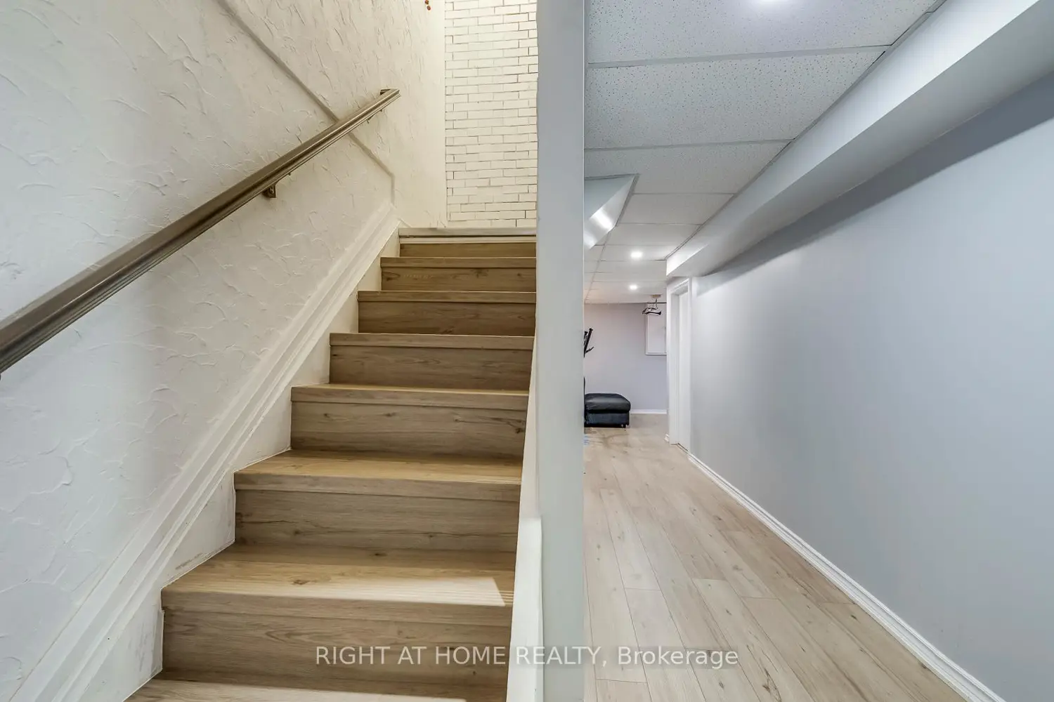 Additional image 17 of 132 Ashton Crescent