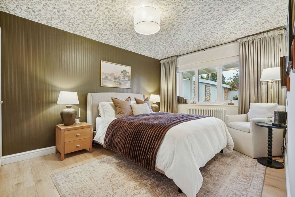 Additional image 9 of 5 bed detached bungalow for saleDucklington Lane, Witney OX28